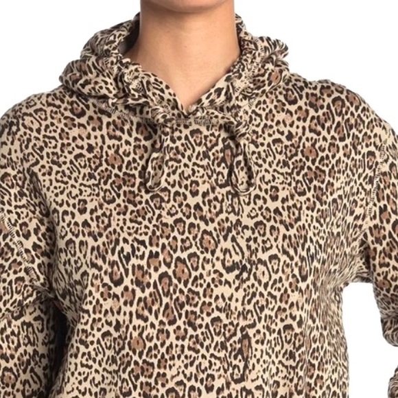 Socialite Stan leopard print pullover knit hoodie - Picture 5 of 13